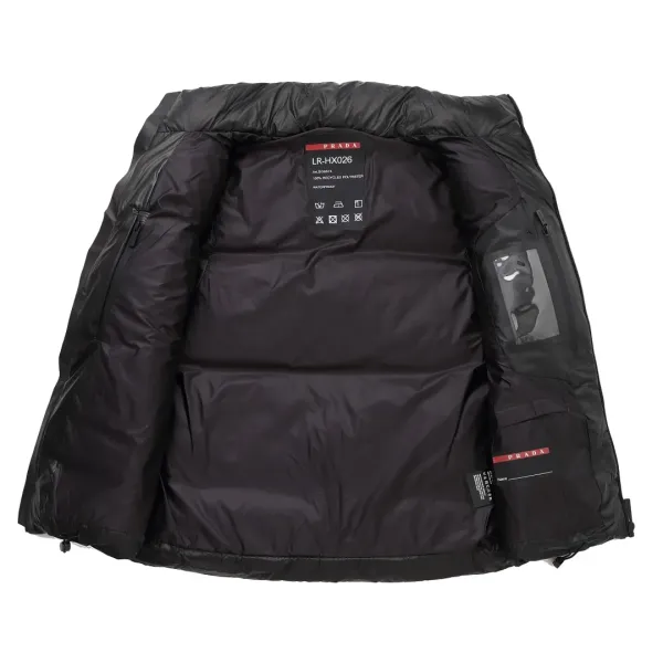 【2026】【PRADA 公式旗艦店】プラダ ダウンベスト 当日出荷 好評に付き再入荷！241009