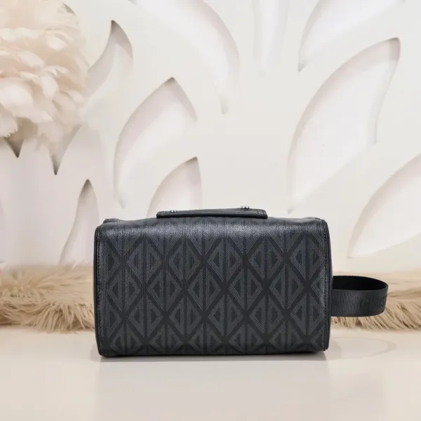 【2026】 【DIOR公式旗艦店】ディオール  ハンドバッグ   当日出荷 好評に付き再入荷！21.5*12.5*10.5CM   241007