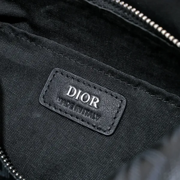 【2026】 【DIOR公式旗艦店】ディオール  ハンドバッグ   当日出荷 好評に付き再入荷！21.5*12.5*10.5CM   241007