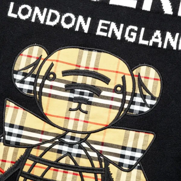 【2026】【BURBERRY 公式旗艦店】バーバリー   セーター好評に付き再入荷！ 240930