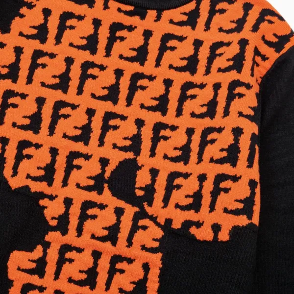 【2026】【FENDI 公式旗艦店】フェンディ   セーター好評に付き再入荷！ 240929