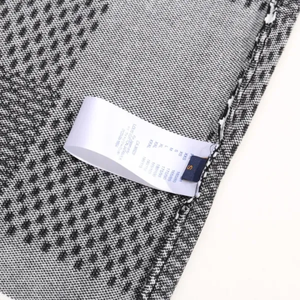 【2026】LV 【LOUIS VUITTON 公式旗艦店】ルイヴィトン セーター好評に付き再入荷! 240927 【2026】LV 【LOUIS VUITTON 公式旗艦店】ルイヴィトン セーター好評に付き再入荷! 240927