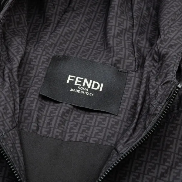 【2026】【FENDI】フェンディ  ジャケット着ご好評に付き再入荷！240926
