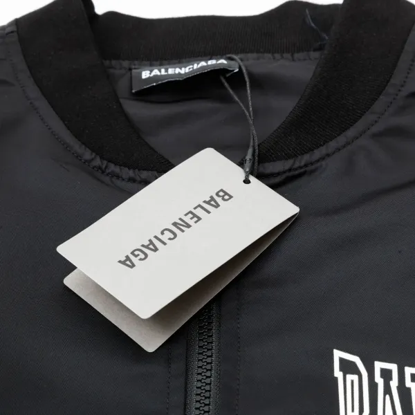 【2026】【BALENCIAGA】バレンシアガ  ジャケット着  ご好評に付き再入荷！240924