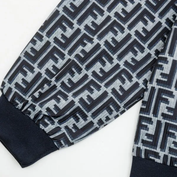 【2026】【FENDI】 フェンディ ジャケット着 ご好評に付き再入荷!240921 【2026】【FENDI】 フェンディ ジャケット着 ご好評に付き再入荷!240921