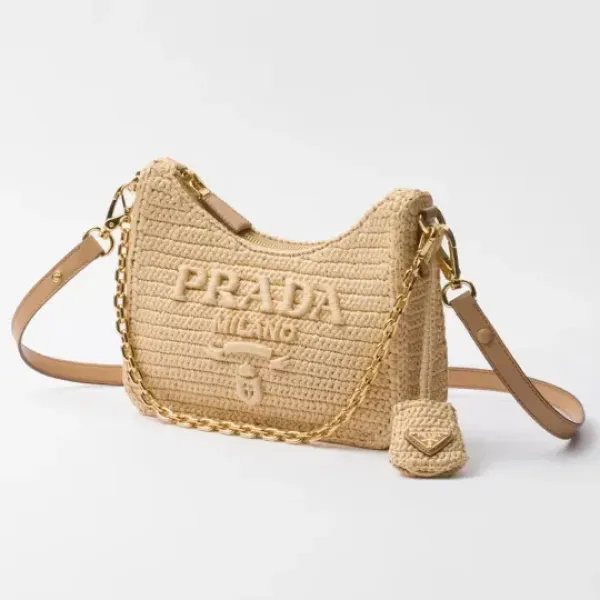 【2026】【大人気】PRADA  プラダ◆Re-edition ミニバッグ チェーン ストラップ付  22*18*6CM  240920