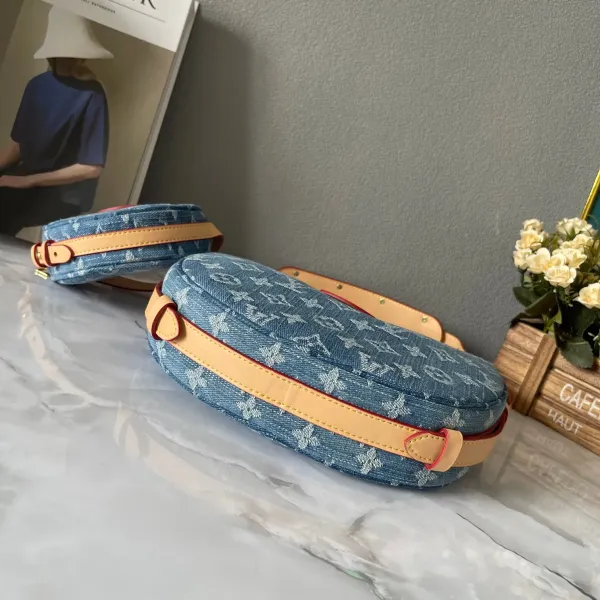 【2026】LV【LOUIS VUITTON 公式旗艦店】ルイヴィトン ハンドバッグ 当日出荷 好評に付き再入荷!19*14*10CM 270911 【2026】LV【LOUIS VUITTON 公式旗艦店】ルイヴィトン ハンドバッグ 当日出荷 好評に付き再入荷!19*14*10CM 270911