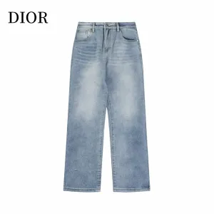 【2026】【DIOR 公式旗艦店】ディオール  ジーパン  ご好評に付き再入荷  240831