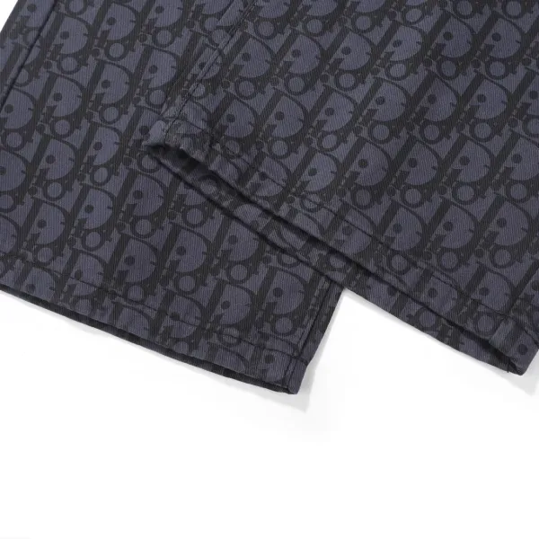 【2026】【DIOR 公式旗艦店】ディオール  ジーパン  ご好評に付き再入荷  240831