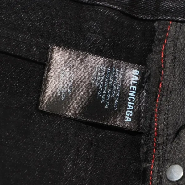 【2026】【BALENCIAGA 公式旗艦店】バレンシアガ  ジーパン  ご好評に付き再入荷  240830