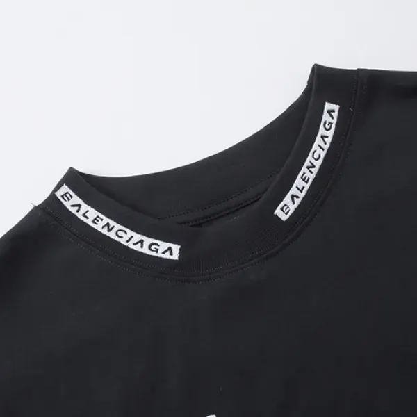 【2026】【BALENCIAGA 公式旗艦店】バレンシアガ  丸首の衛衣 スウェットご好評に付き再入荷 240829