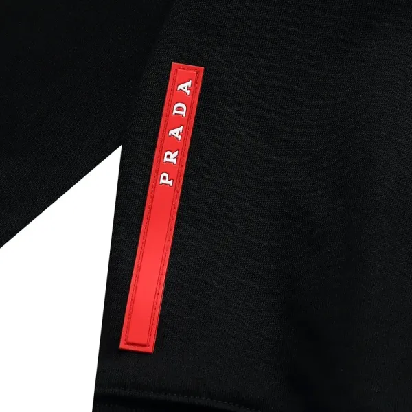【2026】【PRADA 公式旗艦店】プラダ  丸首の衛衣 スウェットご好評に付き再入荷 240828