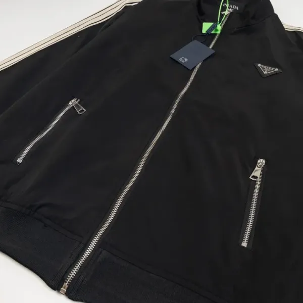 【2026】【PRADA  公式旗艦店】プラダ  ジャケット着 好評に付き再入荷 240828