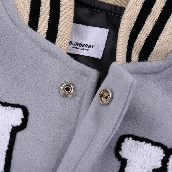 【2026】【BURBERRY 公式旗艦店】バーバリー  ジャケット着 好評に付き再入荷 240827