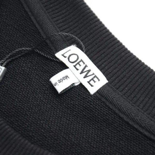 【2026】【LOEWE 公式旗艦店】ロエベ 丸首の衛衣 スウェットご好評に付き再入荷 240817 【2026】【LOEWE 公式旗艦店】ロエベ 丸首の衛衣 スウェットご好評に付き再入荷 240817