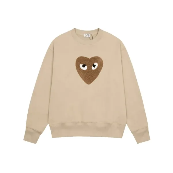 【2026】【COMME DES GARCONS PLAY公式旗艦店】コム デ ギャルソン プレイ丸首の衛衣 スウェット ご好評に付き再入荷 240816