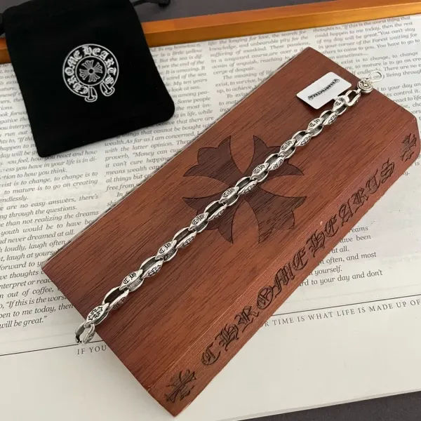 【2026】【CHROME HEARTS】ブレスレット、ファッションシンプルなスタイル  240815