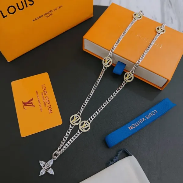 【2026】【LOUIS VUITTON】ネックレス、新しいネックレス万能シンプルファッションオーナメント 240813