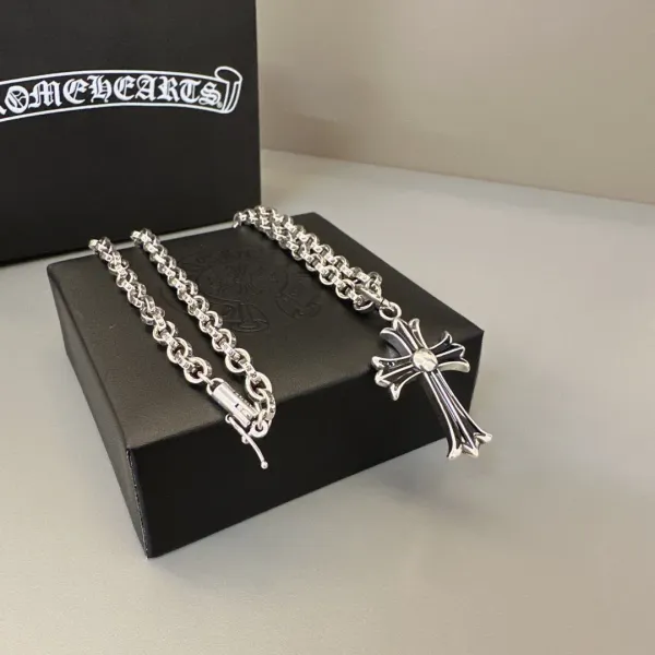 【2026】【CHROME HEARTS】ネックレス、新しいネックレス万能シンプルファッションオーナメント240812