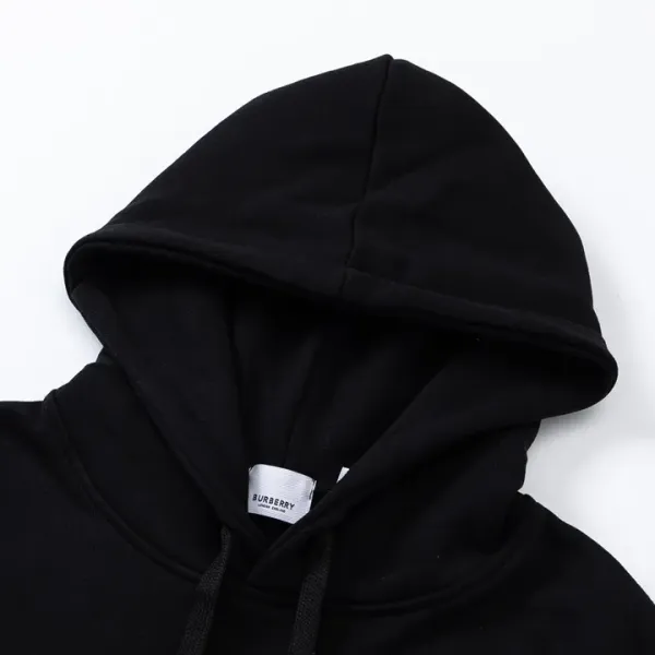 【2026】【BURBERRY  公式旗艦店】バーバリー パーカースウェットご好評に付き再入荷 240805