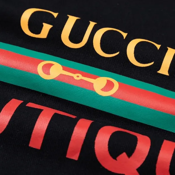 【2026】【GUCCI  公式旗艦店】グッチ  パーカー  スウェットご好評に付き再入荷 240805