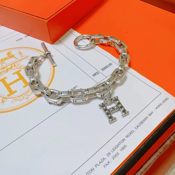 【2026】【HERMES】ブレスレット、ファッションシンプルなスタイル  240730