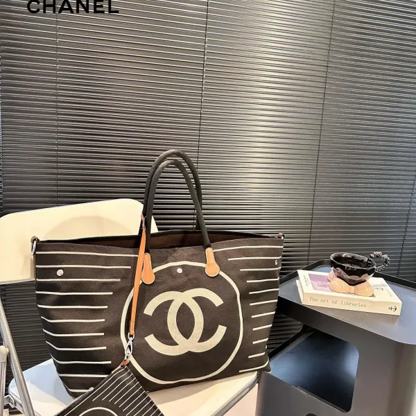 【2026】【CHANEL 公式旗艦店】シャネル ハンドバッグ 当日出荷 好評に付き再入荷！42*31CM  240723