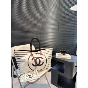 【2026】【CHANEL 公式旗艦店】シャネル ハンドバッグ 当日出荷 好評に付き再入荷！42*31CM  240723
