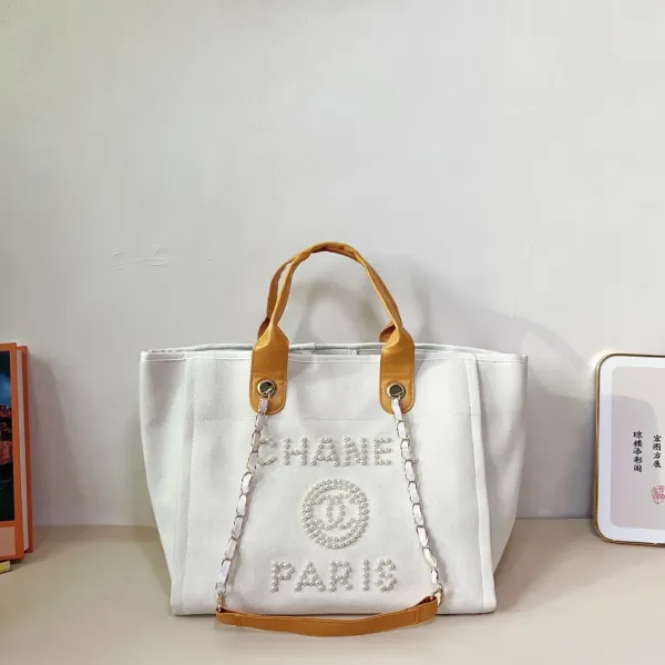 【2026】【CHANEL 公式旗艦店】シャネル ハンドバッグ 当日出荷 好評に付き再入荷！48*29CM  240723
