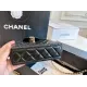 【2026】【CHANEL 公式旗艦店】シャネル 斜めがけバッグ 当日出荷 好評に付き再入荷！19*12CM  240723