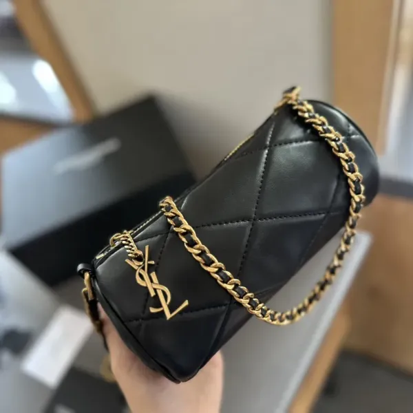 【2026】【YSL SAINT LAURENT 公式旗艦店】サンローラン   斜めがけバッグ 当日出荷 好評に付き再入荷！20*10CM  240722