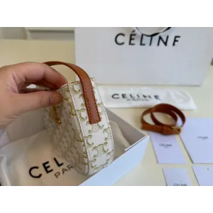 【2026】【CELINE 公式旗艦店】セリーヌ ハンドバッグ 当日出荷 好評に付き再入荷！22*13CM  1240723