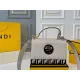 【2026】【FENDI  公式旗艦店】フェンディ 斜めがけバッグ  当日出荷 好評に付き再入荷！25*18CM  240720
