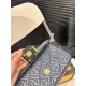 【2026】【FENDI  公式旗艦店】フェンディ 斜めがけバッグ  当日出荷 好評に付き再入荷！25*15CM  240720