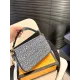 【2026】【FENDI  公式旗艦店】フェンディ 斜めがけバッグ  当日出荷 好評に付き再入荷！25*15CM  240720