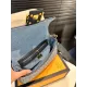 【2026】【FENDI  公式旗艦店】フェンディ 斜めがけバッグ  当日出荷 好評に付き再入荷！25*15CM  240720