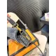 【2026】【FENDI  公式旗艦店】フェンディ 斜めがけバッグ  当日出荷 好評に付き再入荷！25*15CM  240720