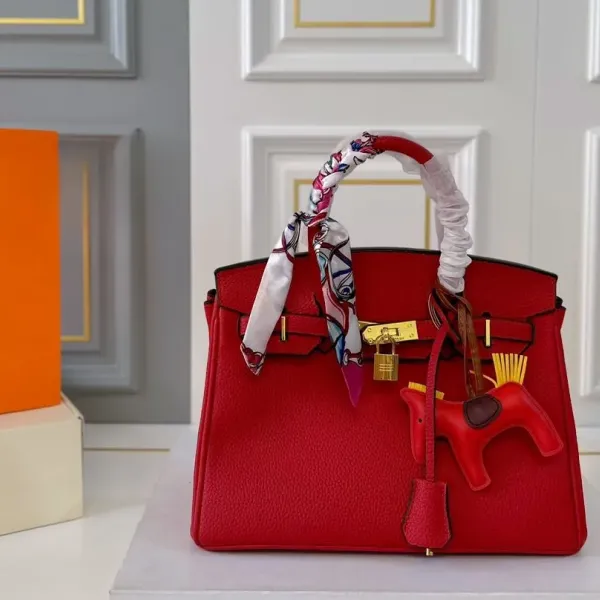 【2026】【Hermès 公式旗艦店】エルメス ハンドバッグ 当日出荷 好評に付き再入荷！31*24CM  240724