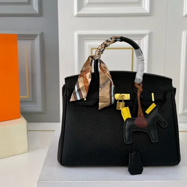 【2026】【Hermès 公式旗艦店】エルメス ハンドバッグ 当日出荷 好評に付き再入荷！31*24CM  240724