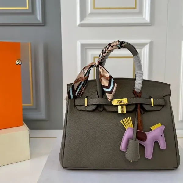 【2026】【Hermès 公式旗艦店】エルメス ハンドバッグ 当日出荷 好評に付き再入荷！31*24CM  240724