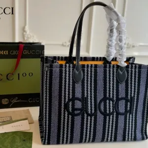 【2026】【GUCCI 公式旗艦店】グッチ ハンドバッグ 当日出荷 好評に付き再入荷！40*28CM  240724