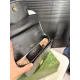 【2026】【GUCCI 公式旗艦店】グッチ 斜めがけバッグ 当日出荷 好評に付き再入荷！19*17.5CM  240724