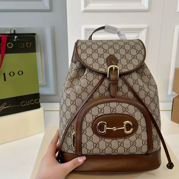 【2026】【GUCCI 公式旗艦店】グッチ リュックサック 当日出荷 好評に付き再入荷！27*36CM  240724