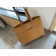 【2026】【PRADA  公式 旗艦店】プラダ   ハンドバッグ当日出荷 好評に付き再入荷！37*32CM  240719