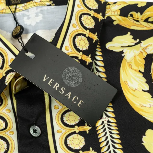 【2026】【VERSACE 公式旗艦店】ヴェルサーチ   シャツ  ご好評に付き再入荷 240716