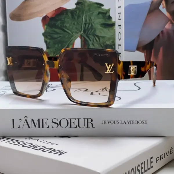 【2026】LV LOUIS VUITTON(ルイヴィトン) サングラス 24706