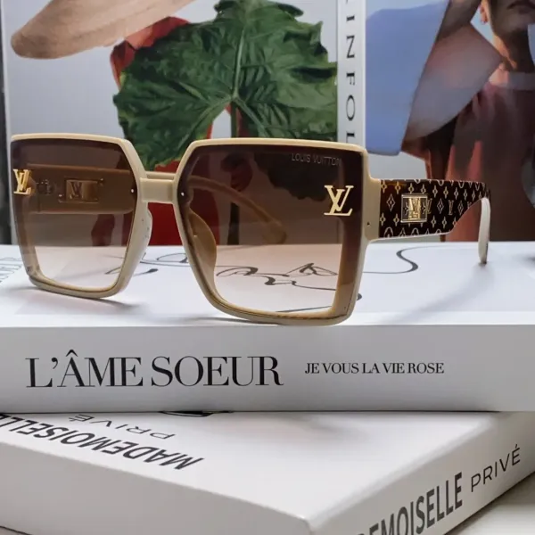 【2026】LV LOUIS VUITTON(ルイヴィトン) サングラス 24706
