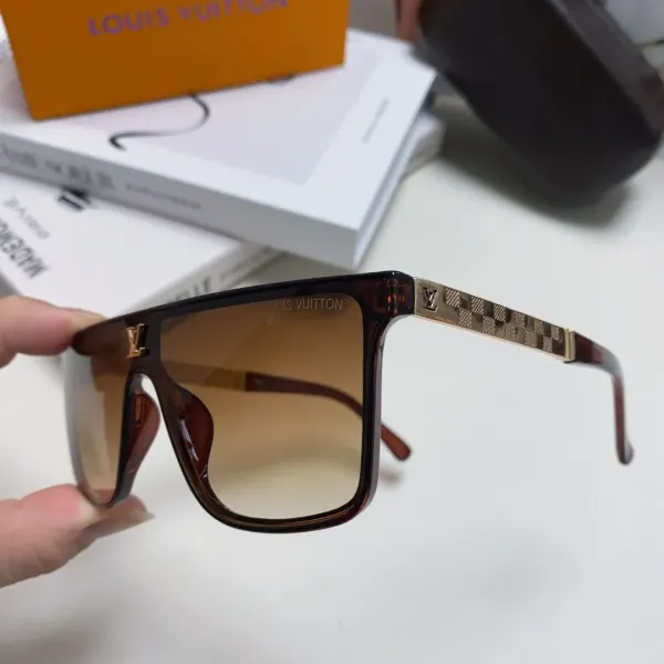 【2026】LV LOUIS VUITTON(ルイヴィトン) サングラス 24706
