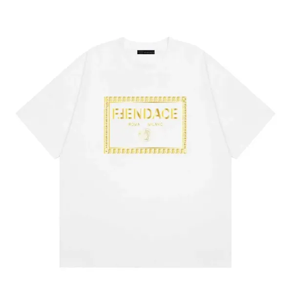 【2026】【VERSACE  公式旗艦店】ヴェルサーチ Tシャツご好評に付き再入荷 24628