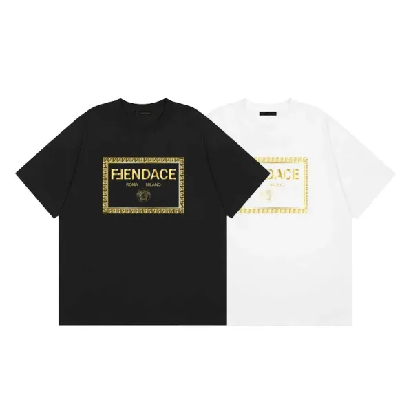 【2026】【VERSACE  公式旗艦店】ヴェルサーチ Tシャツご好評に付き再入荷 24628
